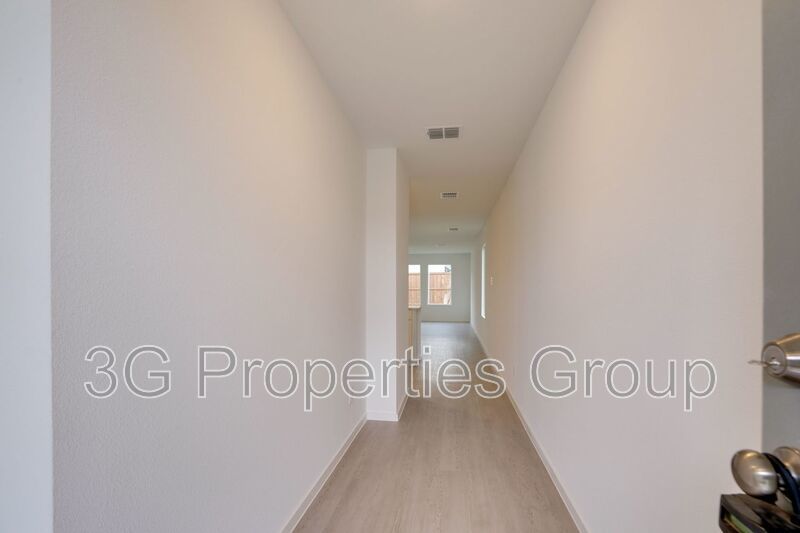 3021 Burmese St. property image