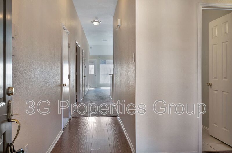 1045 Sweet Grass Trail property image