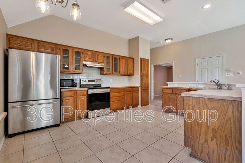 1045 Sweet Grass Trail property image