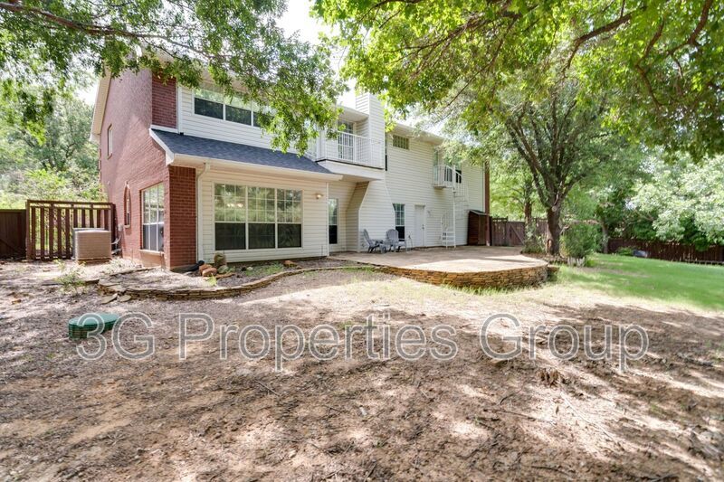 3937 Valley View Lane property image