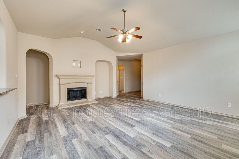 1445 Elkford Ln property image