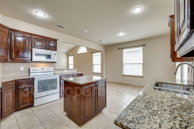 1445 Elkford Ln property image