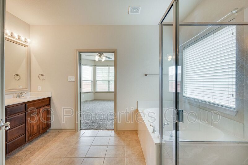 1445 Elkford Ln property image