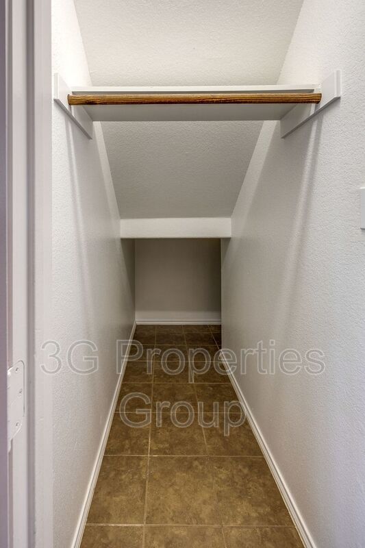 2228 Canyon Point property image