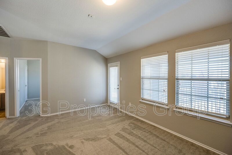 2228 Canyon Point property image