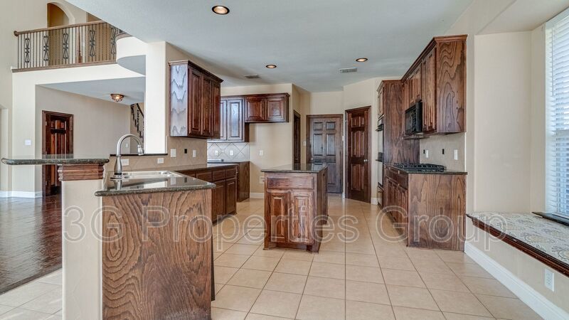 8394 Fullerton Street property image