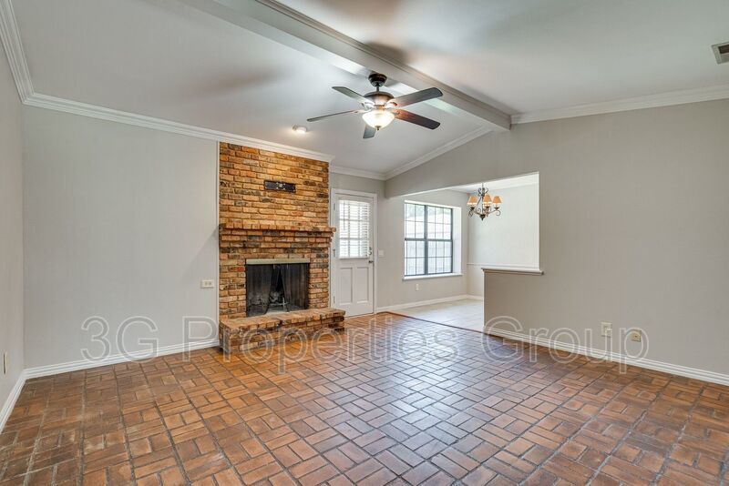 420 Cambridge Drive property image