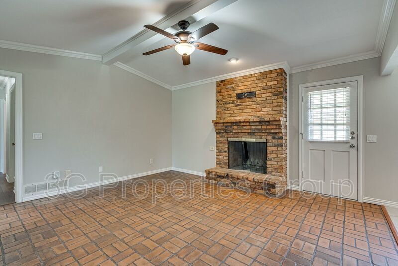 420 Cambridge Drive property image