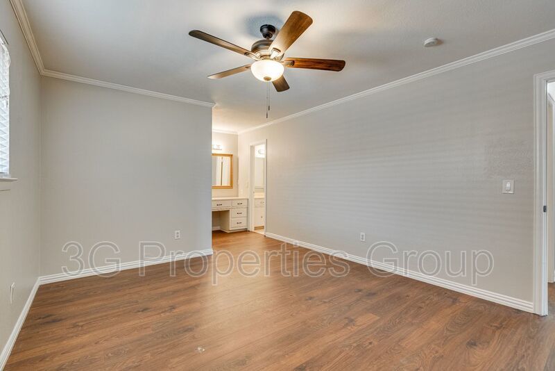 420 Cambridge Drive property image