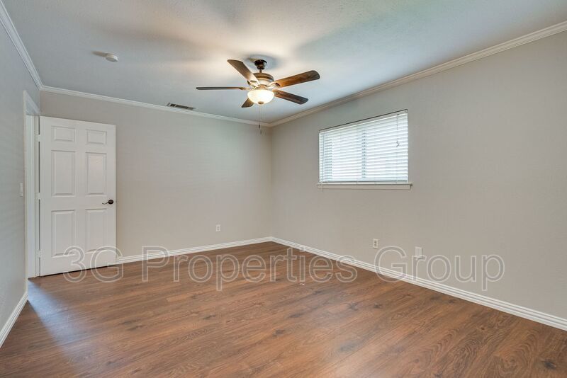 420 Cambridge Drive property image