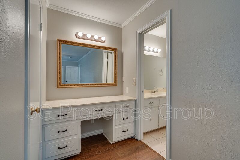 420 Cambridge Drive property image