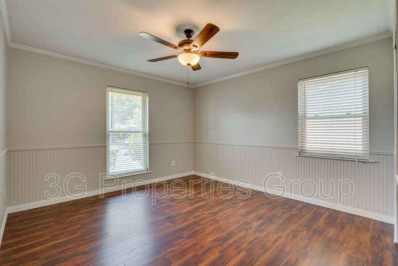 420 Cambridge Drive property image