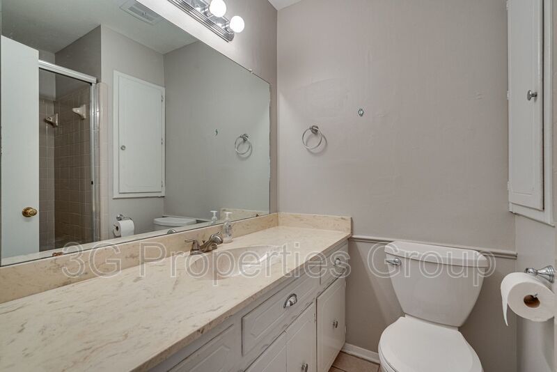 420 Cambridge Drive property image