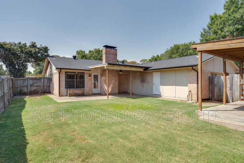 420 Cambridge Drive property image