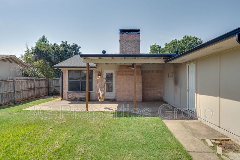 420 Cambridge Drive property image