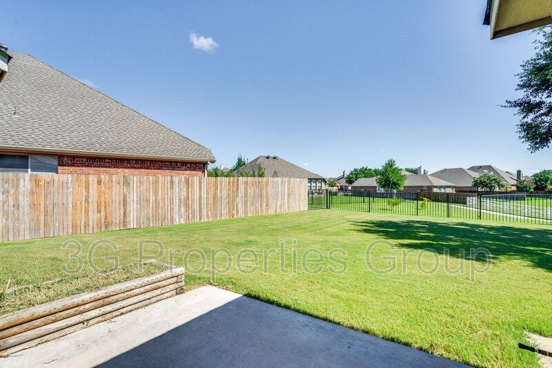 5208 Brookside Drive property image