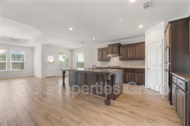 1500 Canary Lane property image