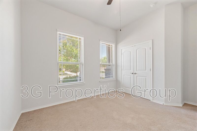 1500 Canary Lane property image