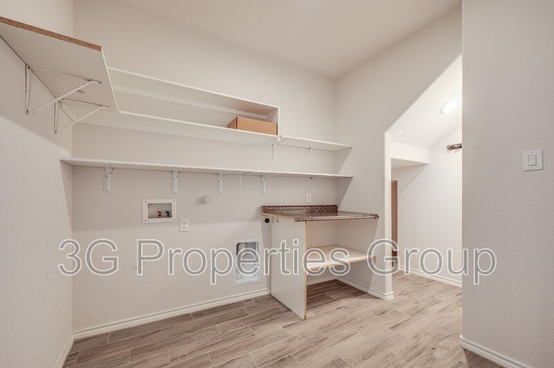 1500 Canary Lane property image