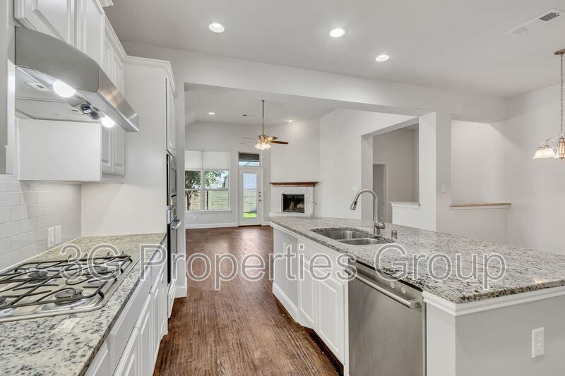 120 Lilypad Bnd property image
