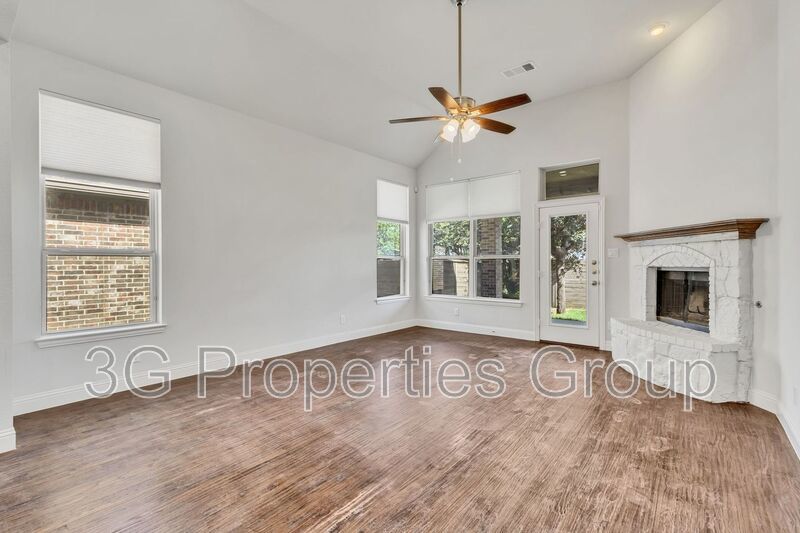 120 Lilypad Bnd property image
