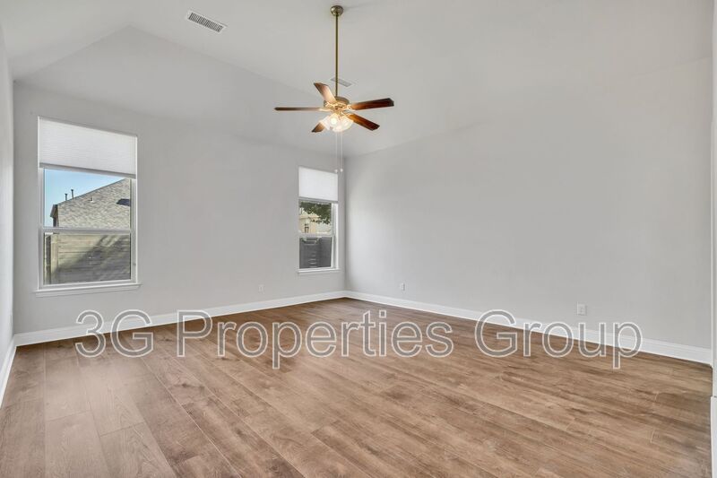 120 Lilypad Bnd property image
