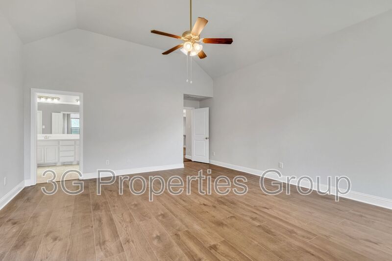 120 Lilypad Bnd property image