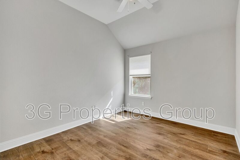120 Lilypad Bnd property image