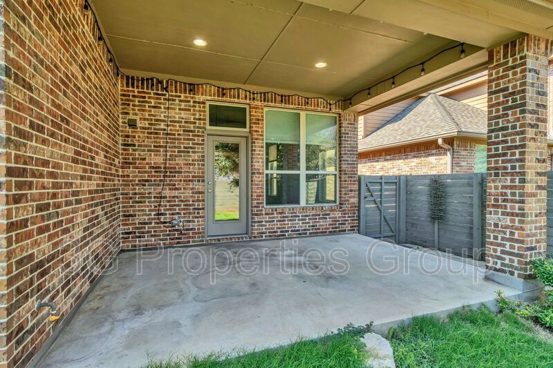 120 Lilypad Bnd property image