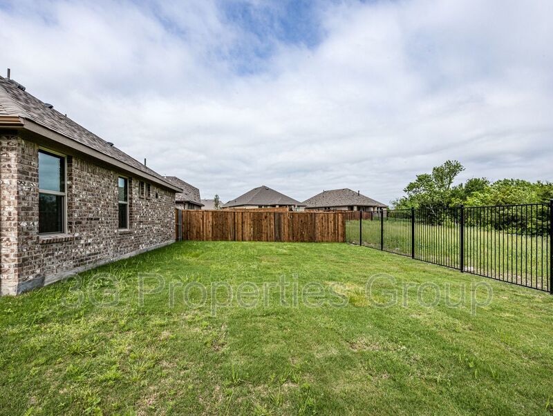 1516 Elizabeth Street property image