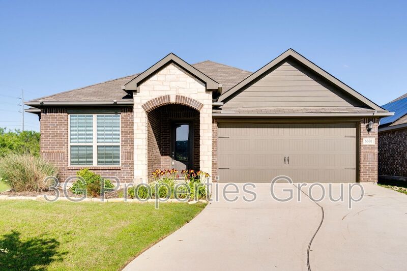 5301 Zara Drive property image