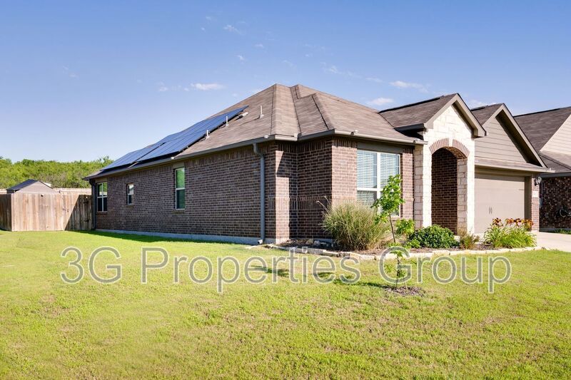 5301 Zara Drive property image