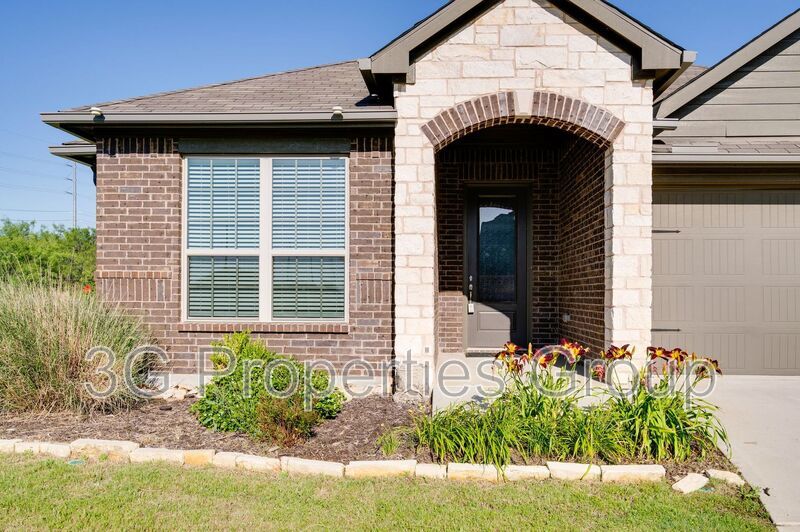 5301 Zara Drive property image